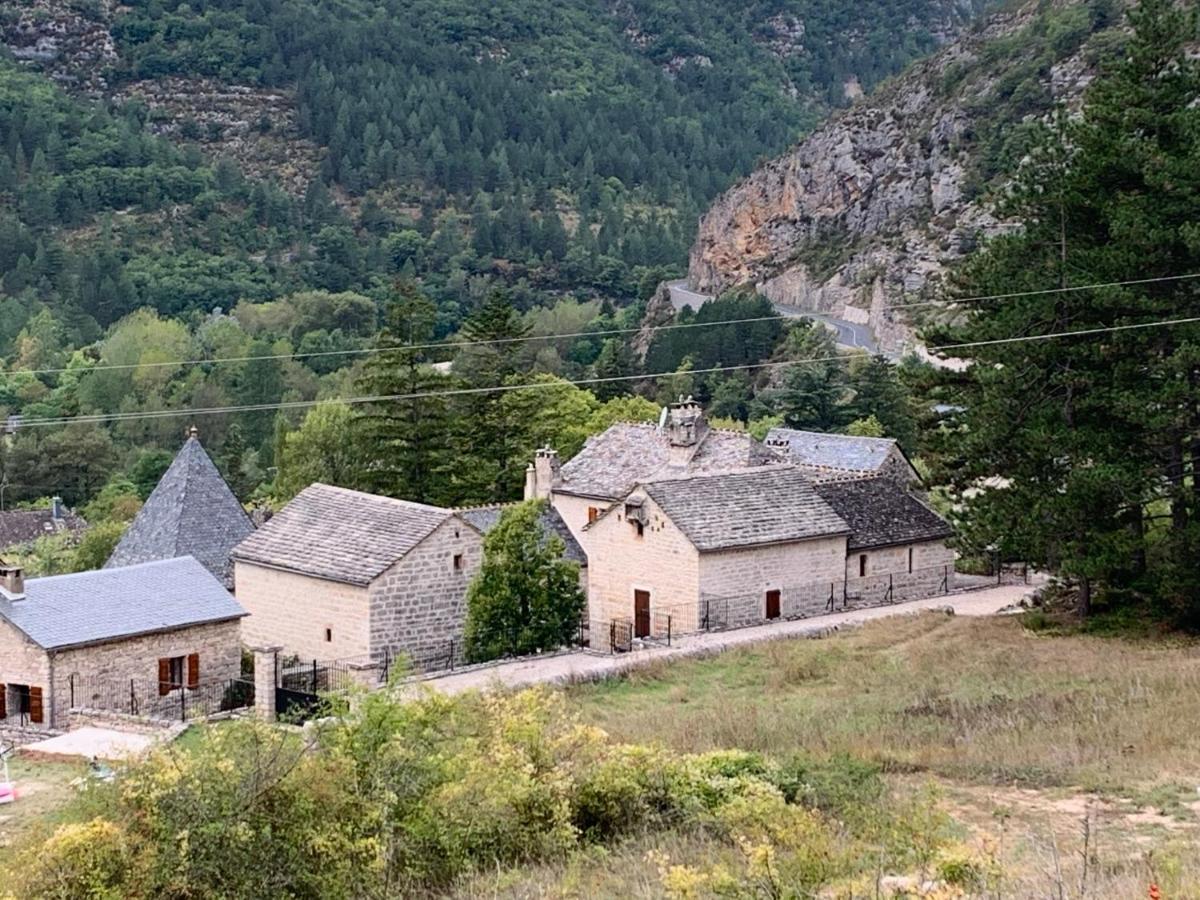 La Voutee 5 Epis Avec Bain Finlandais Prive Au Manoir Du Charme Gorges Du Tarn Quezac (Lozere) Exterior photo