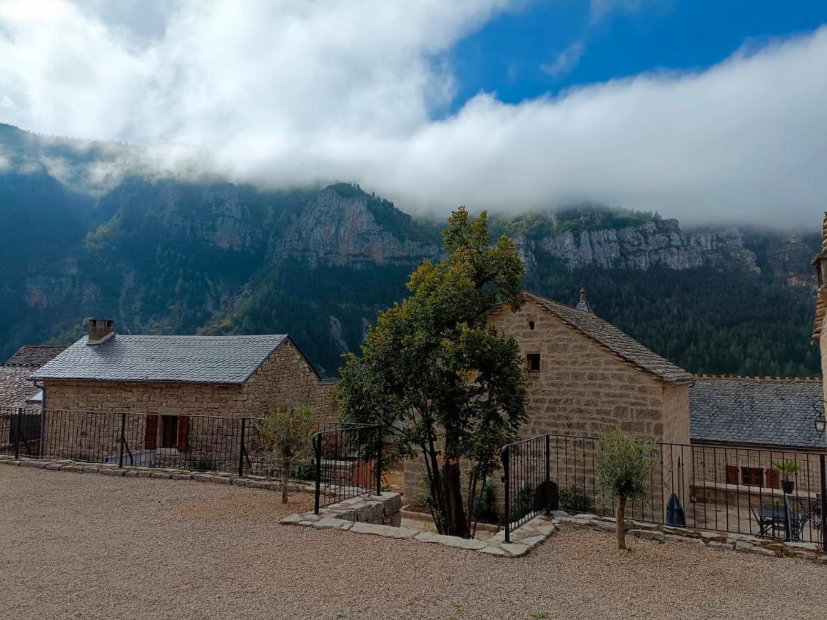 La Voutee 5 Epis Avec Bain Finlandais Prive Au Manoir Du Charme Gorges Du Tarn Quezac (Lozere) Exterior photo
