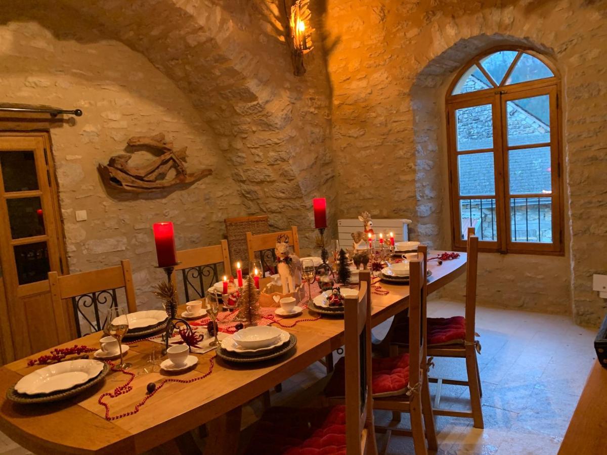 La Voutee 5 Epis Avec Bain Finlandais Prive Au Manoir Du Charme Gorges Du Tarn Quezac (Lozere) Exterior photo